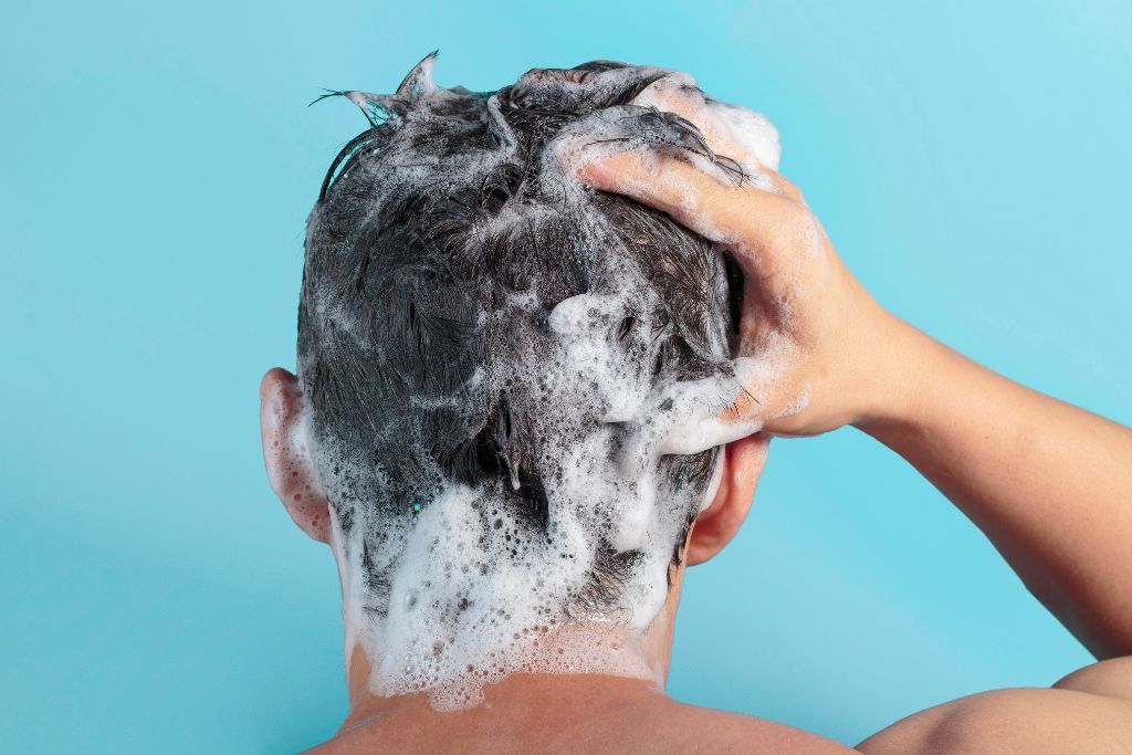 Włosy w pianie